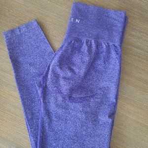 Womens contour seamless NVGTN leggings, electric blue size large